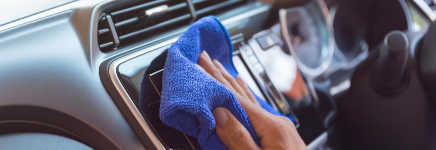 Nettoyer sa voiture : les différentes étapes à suivre